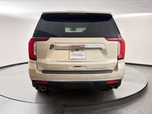 Used 2022 GMC Yukon XL Denali AWD/4WD image 8