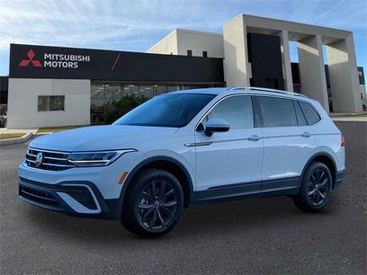 Used 2024 Volkswagen Tiguan SE