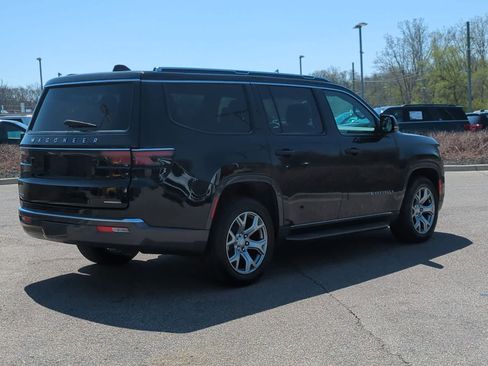 Used 2022 Jeep Wagoneer Series II AWD/4WD image 8