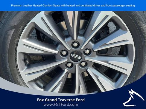 Used 2022 Lincoln Corsair Reserve w/ Equipment Group 201A AWD/4WD image 8