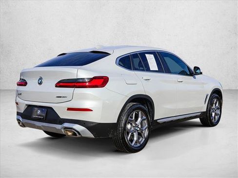 Used 2025 BMW X4 xDrive30i image 5