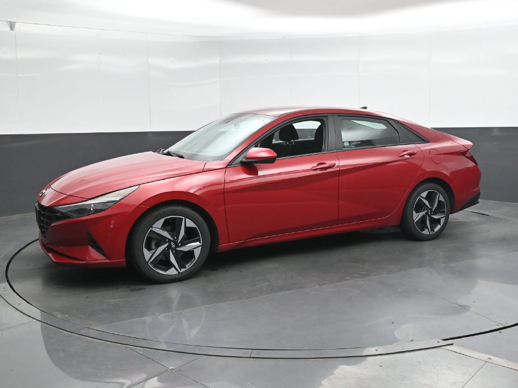 Used 2023 Hyundai Elantra SEL w/ Convenience Package FWD image 7