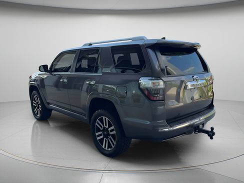 Used 2018 Toyota 4Runner Limited AWD/4WD image 3