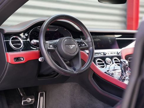 Used 2020 Bentley Continental GT V8 First Edition image 3