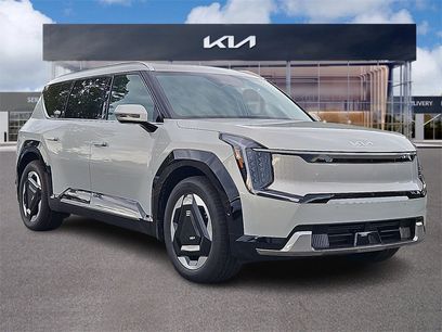 New 2026 Kia EV9 Land