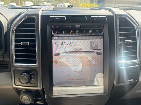 Used 2016 Ford F150 XLT w/ Trailer Tow Package image 12