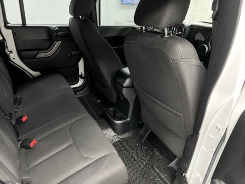 Used 2016 Jeep Wrangler Unlimited Sport w/ Connectivity Group image 50