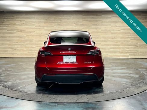Used 2024 Tesla Model Y Performance AWD/4WD image 18