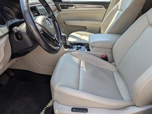Used 2018 Volkswagen Atlas SEL AWD/4WD image 15