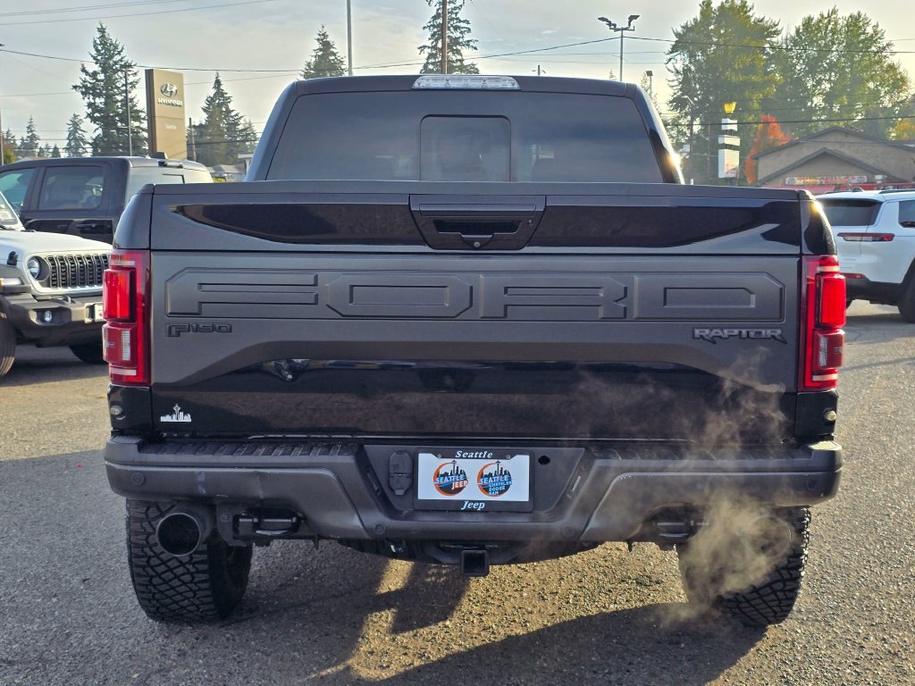 Used 2018 Ford F150 Raptor w/ Equipment Group 802A Luxury AWD/4WD image 7