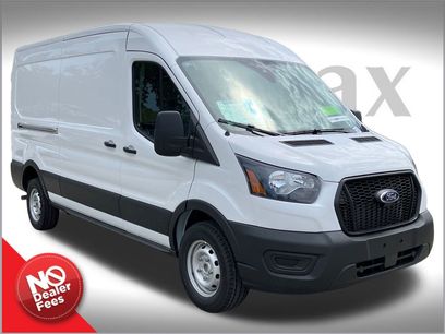 New 2025 Ford Transit 250 148 Medium Roof w/ Load Area Protection Package