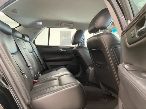 Used 2009 Cadillac DTS image 13