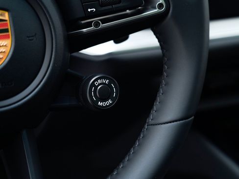 New 2026 Porsche Cayenne Coupe image 30