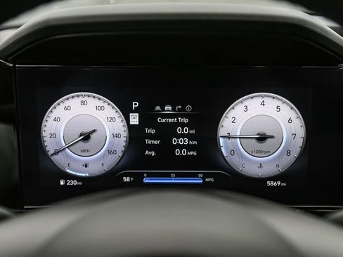 Certified 2024 Hyundai Elantra SEL w/ Convenience Package image 22