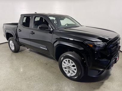 New 2025 Toyota Tacoma SR5