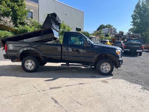 Used 2014 Ford F250 XL w/ Snow Plow Prep Package AWD/4WD image 5