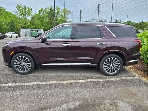 Used 2024 Hyundai Palisade Calligraphy image 5