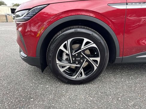 New 2026 Lincoln Nautilus Premier w/ Equipment Group 102A image 10