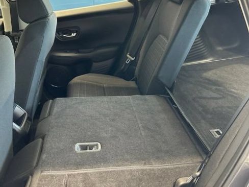 Used 2024 Honda HR-V LX image 19