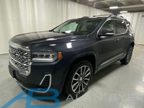 Used 2022 GMC Acadia Denali w/ Denali Ultimate Package AWD/4WD image 1