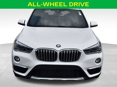 Used 2019 BMW X1 xDrive28i w/ Convenience Package AWD/4WD image 3