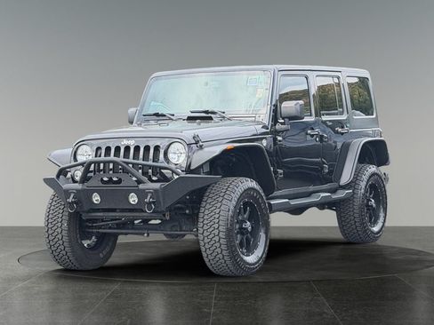 Used 2016 Jeep Wrangler Unlimited Sport w/ Quick Order Package 24S AWD/4WD image 3