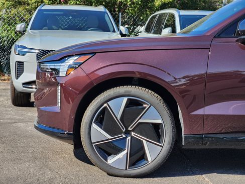 New 2025 Volvo EX90 Ultra image 10