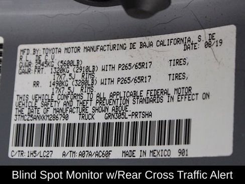 Used 2019 Toyota Tacoma TRD Sport image 19