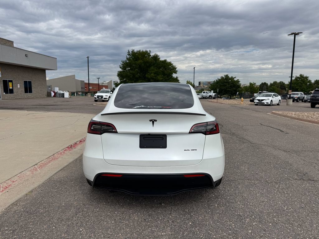 Used 2023 Tesla Model Y Long Range AWD/4WD image 9