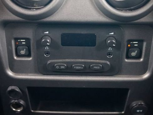 Used 2004 HUMMER H2 w/ Preferred Equipment Group AWD/4WD image 38