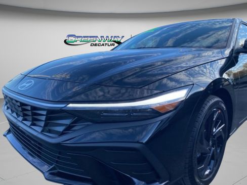 New 2026 Hyundai Elantra Sport image 3