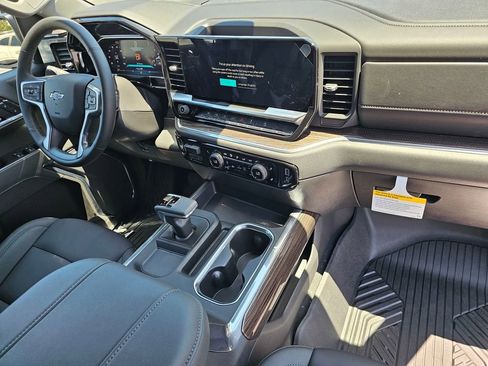 New 2026 Chevrolet Silverado 1500 LT Trail Boss w/ LT Trail Boss Premium Package AWD/4WD image 8