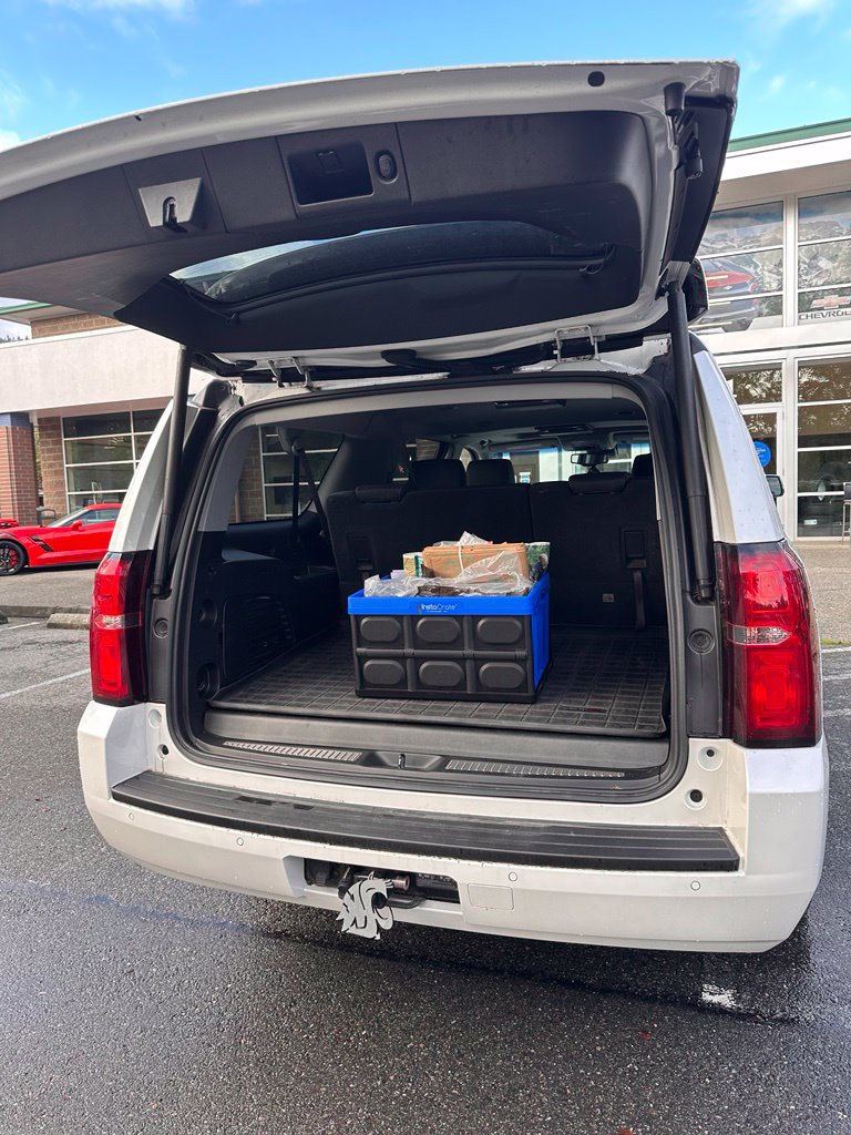Used 2018 Chevrolet Suburban LT AWD/4WD image 16