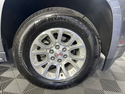Used 2019 GMC Yukon SLT w/ Open Road Package AWD/4WD image 13