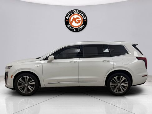 Used 2020 Cadillac XT6 Premium Luxury FWD image 6