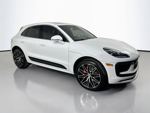 Certified 2026 Porsche Macan S AWD/4WD image 9