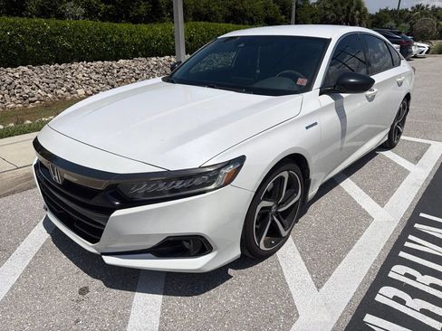 Used 2022 Honda Accord Sport image 1