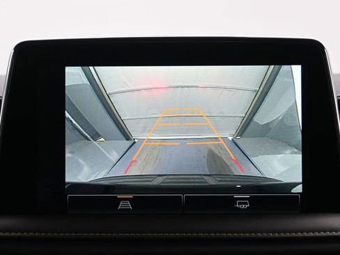 Used 2024 GMC Yukon SLT image 18