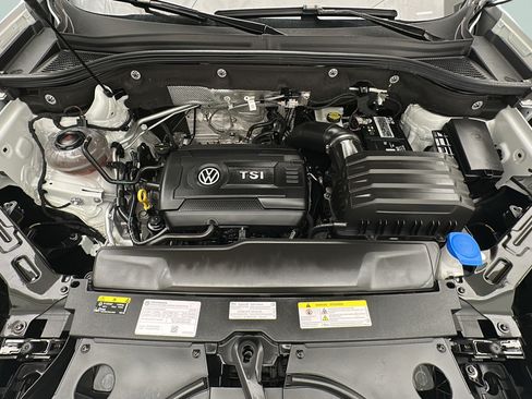 Used 2023 Volkswagen Atlas Cross Sport SE AWD/4WD image 21