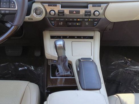 Used 2017 Lexus ES 350 image 17