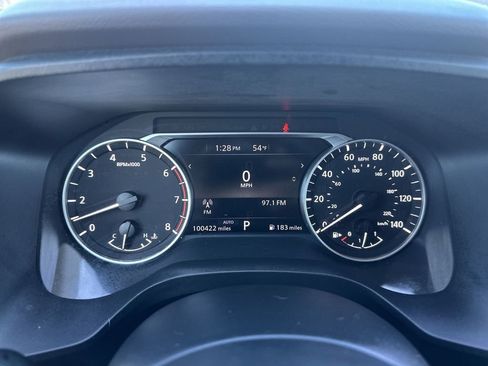 Used 2023 Nissan Rogue SV image 15