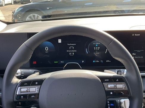 Used 2025 Hyundai Ioniq 5 SEL image 42