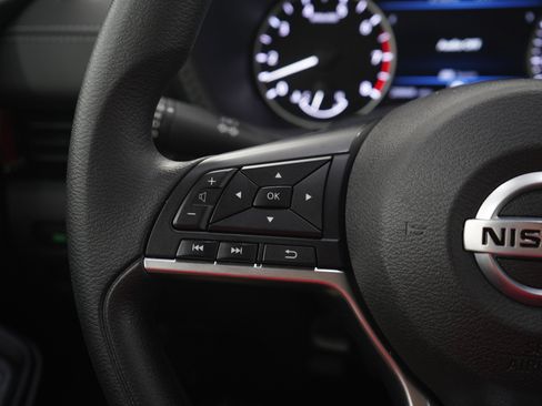 Used 2023 Nissan Sentra SV FWD image 23