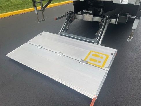 New 2026 Ford F750 2WD Regular Cab Super Duty image 17
