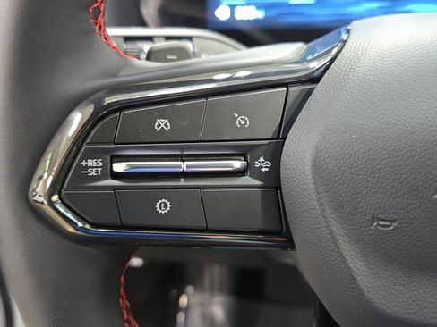 New 2026 Chevrolet Equinox RS w/ Convenience Package III FWD image 20