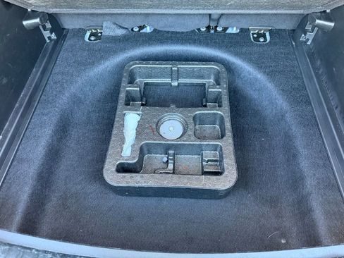 Used 2023 Jeep Compass Sport image 35