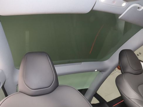 Used 2025 Tesla Model 3 Long Range image 12