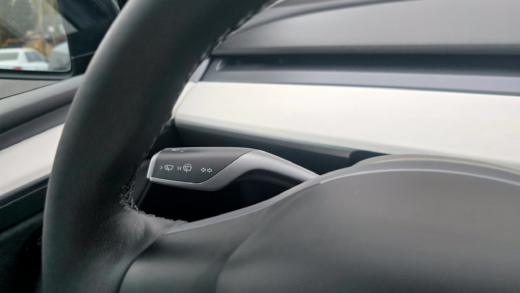 Used 2023 Tesla Model Y Long Range AWD/4WD image 19
