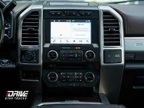 Used 2017 Ford F250 Platinum w/ Platinum Ultimate Package image 29