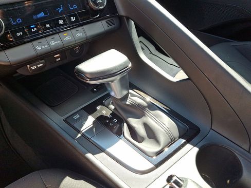 Certified 2025 Hyundai Elantra Sport w/ Cargo Package image 18